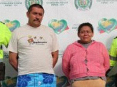 Vợ chồng đem 12 con gái đi bán trinh