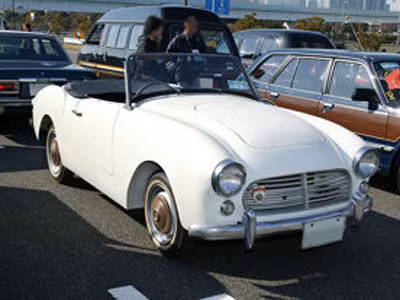 Choáng váng việc Nissan tung xế hộp 60 triệu đồng