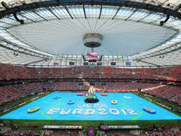 Được và mất sau mùa Euro