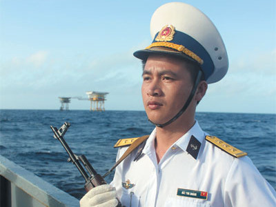 Chắc tay súng gác biển