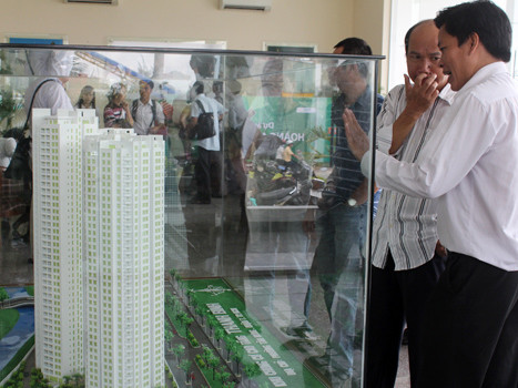 'Cứu bất động sản chỉ còn cách hạ giá'