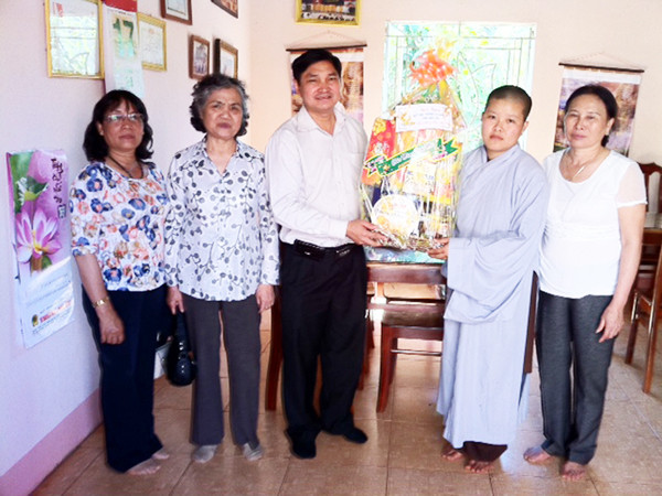 Mất quỹ tình thương vì... lơ mơ