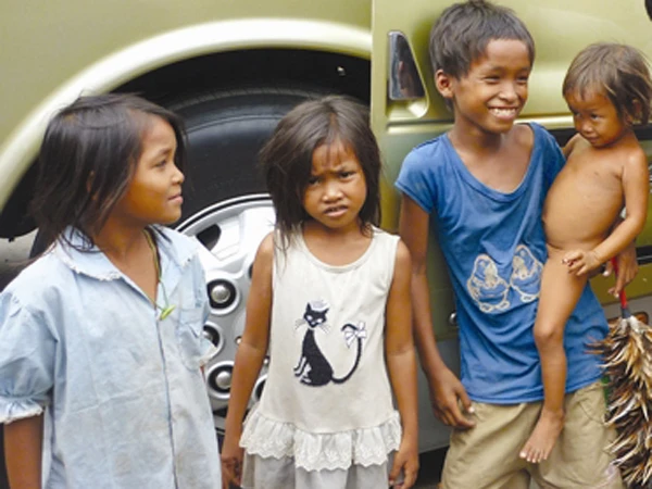 Giám sát chặt cửa khẩu ngăn bệnh lạ vào Việt Nam