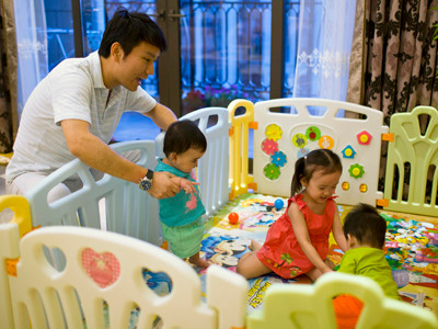 Người giàu Trung Quốc thuê dân Mỹ đẻ hộ