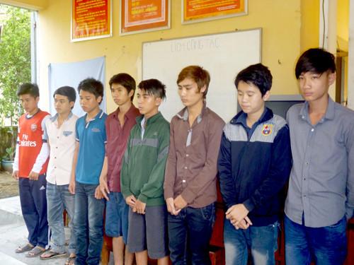 Lên mạng hẹn... chém nhau, 2 thanh niên bị thương