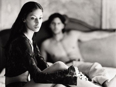 45% đàn ông lên giường với vợ nghĩ đến người khác