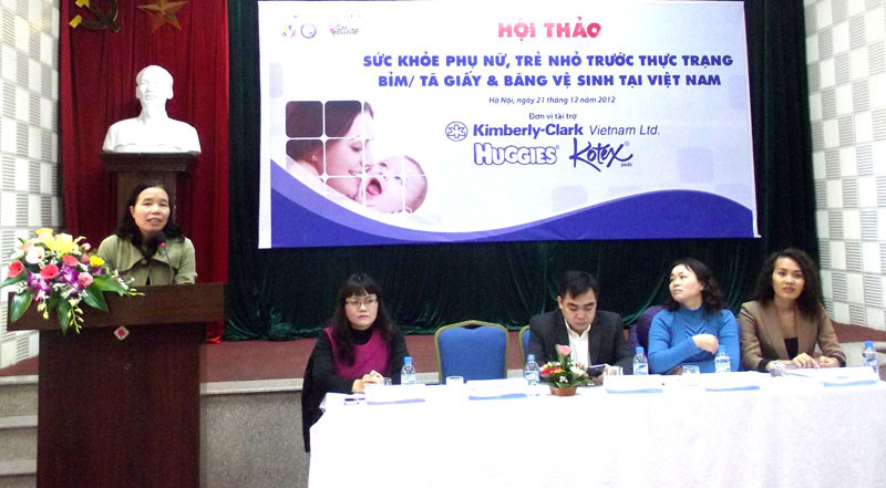 Phụ nữ dùng băng vệ sinh kém chất lượng dễ vô sinh