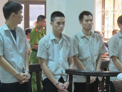 Y án nhóm côn đồ mưu sát giám đốc bệnh viện