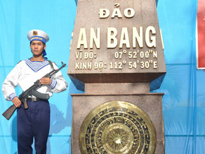 Biển Đông: Từ 5 đội tàu sân bay Mỹ tới tàu tuần tra TQ