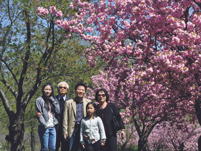 Gia đình GS Ngô Bảo Châu tại Washington D.C Ảnh:Tư liệu GĐ