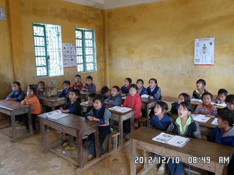 Cô giáo trẻ bỏ phố lên rừng