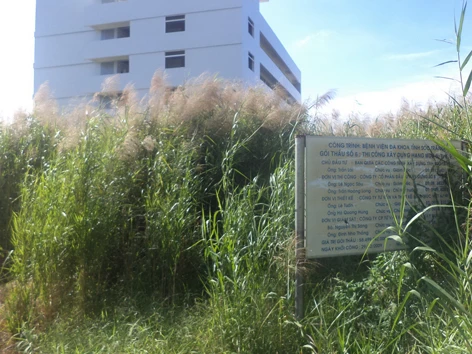 Nhiều bệnh viện xây mãi không xong