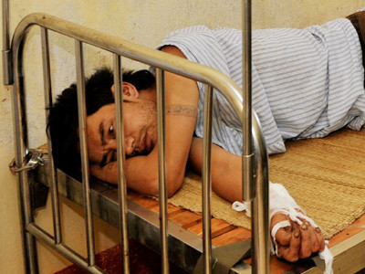 Đấu súng trong rừng, bắt trùm ma túy