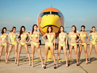 Độc chiêu sexy của hàng không châu Á