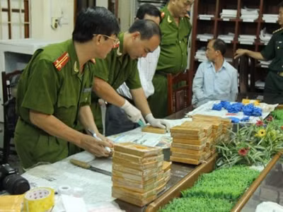 Trốn truy nã vẫn tuồn 58 kg heroin vào Việt Nam