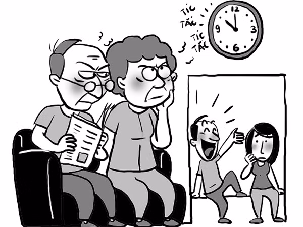 Bố mẹ em không hài lòng vì anh ấy thường về muộn