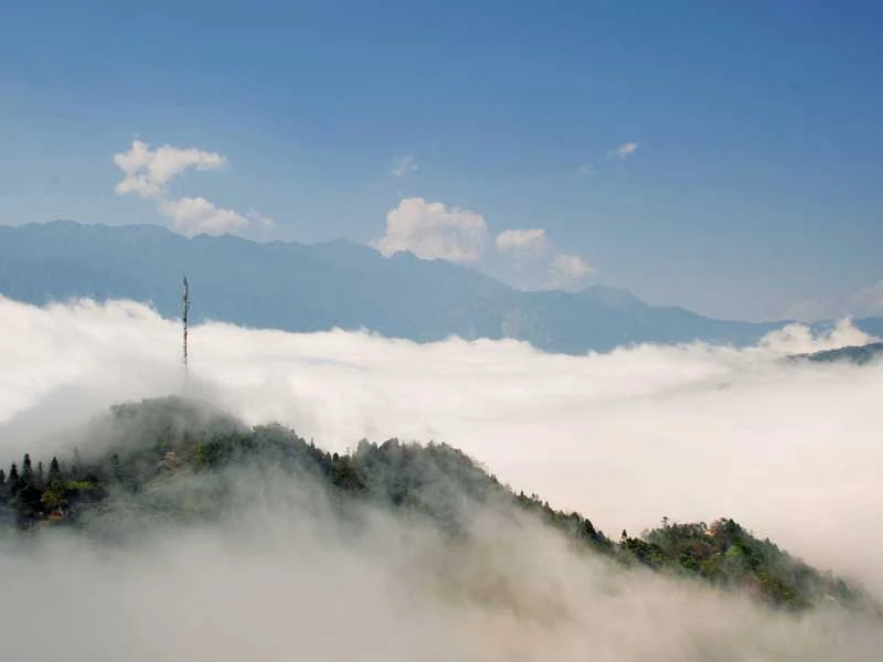 Mây luồn ở Sapa