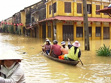 Nhà máy thủy điện xả lũ vì tối đa hóa lợi nhuận