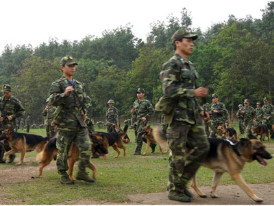 Lính trẻ muốn giao lưu, đối thoại