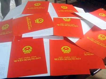 Nhận biết sổ đỏ giả