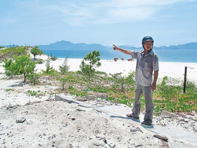 'Sổ đen'…chen sổ đỏ!