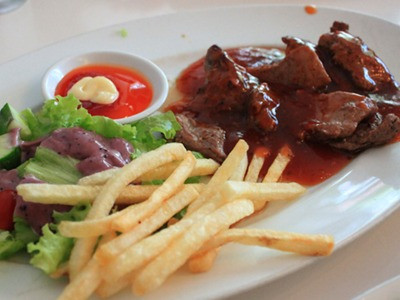 Những quán bò đông khách ở Sài Gòn