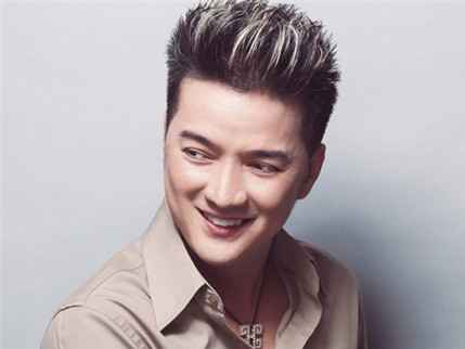 'Nhiều người đang chờ cái chết của Đàm Vĩnh Hưng'