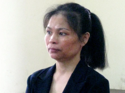 Cựu giám đốc 'bỏ túi' chín tỷ ra hầu tòa