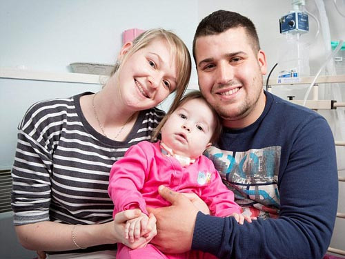 Đứa trẻ duy nhất thế giới không biết…khóc