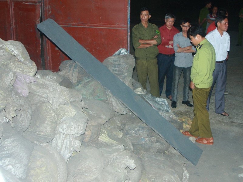 Bắt hàng trăm bao tải quặng lậu trị giá tiền tỷ