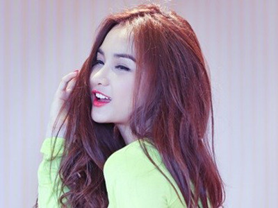 Quá khứ nghèo khó của nữ DJ gợi cảm