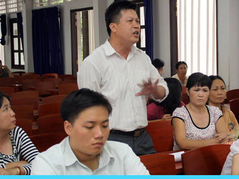 Điểm cao trượt, điểm thấp lại đậu