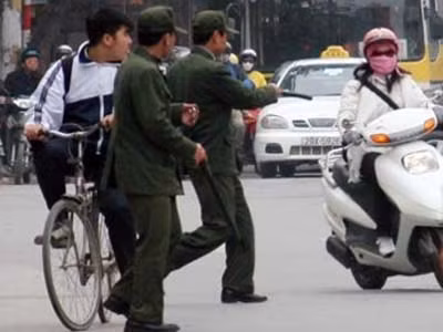 Dân phòng không có quyền dừng xe, kiểm tra giấy tờ