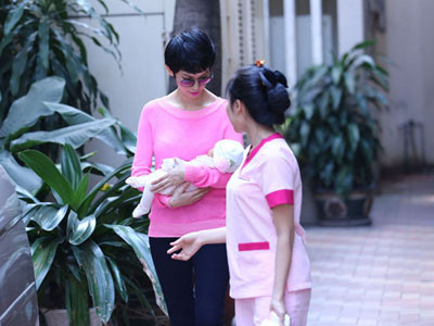 Xuân Lan lần đầu tái xuất sau khi sinh con