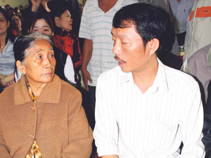 Xây chợ tạm trong 45 ngày
