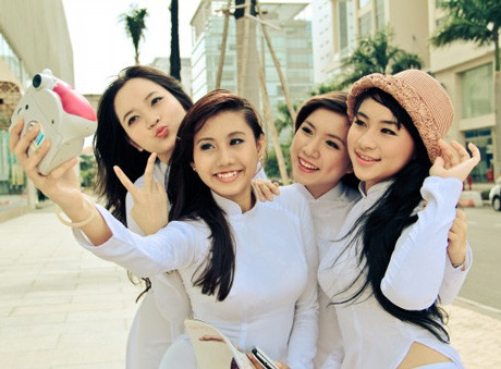 Ngỡ ngàng thôn nữ ‘lột xác’ khi thành sinh viên ở phố