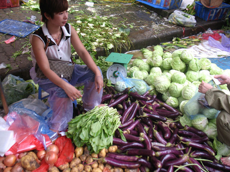 Giá thực phẩm tăng chóng mặt