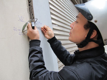 Di dời hộ dân ở sát nhà nghiêng