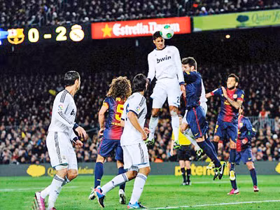 Ronaldo buộc Barca thua tâm phục khẩu phục