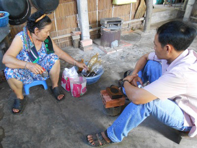 Ly kỳ chuyện đi bắt ‘con sâu răng’