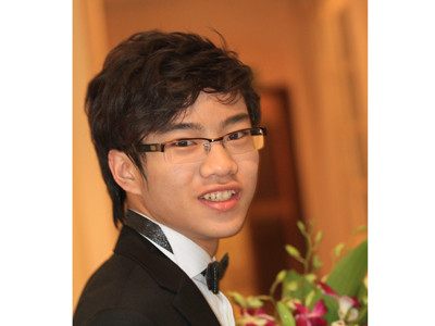 “Cậu bé vàng piano” Nguyễn Việt Trung Muốn vượt Lang Lang