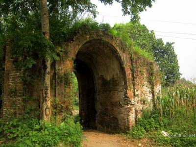 Giải mã bí ẩn thành cổ ở Hòa Bình