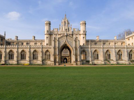 Sinh viên trường Cambridge sắp được ăn tôm hùm