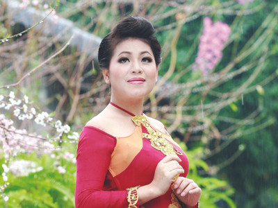 Anh Thơ: Một số ca sĩ trẻ rất lười