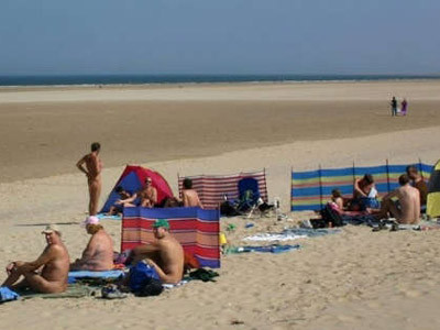 Những địa điểm buộc mọi người phải ‘trần như nhộng’