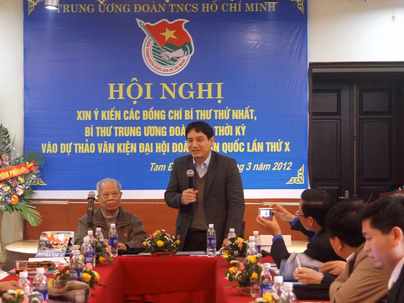 Lãnh đạo T.Ư Đoàn các thời kỳ đóng góp ý kiến