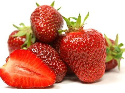 Dâu tây làm giảm nguy cơ mất trí ở người cao tuổi