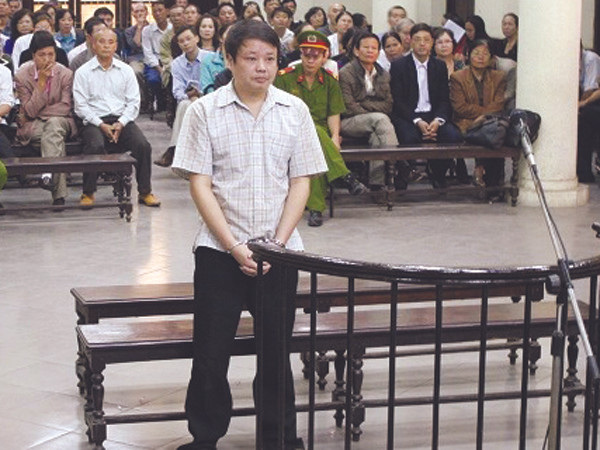 Làm rõ chiêu lừa của “đại gia” bất động sản