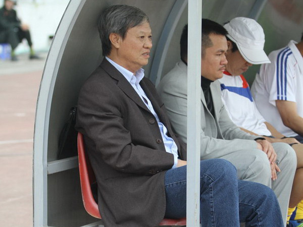 HLV Lê Thụy Hải đang gặp nhiều khó khăn với V.Hải Phòng - Ảnh TUV