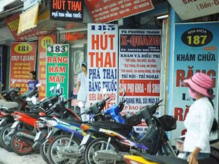 Kinh hoàng phá thai to tuổi vị thành niên